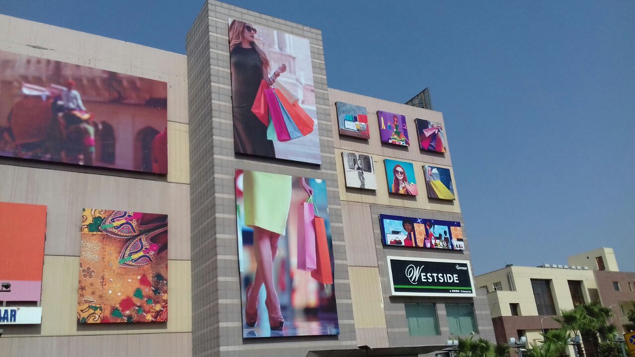 Mall Outdoor Branding
